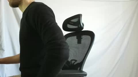 Snapshot of spider_0090 chatting on 04.26.26 Marco. When Im offline you can view premium content in bio online show from 04.26.26