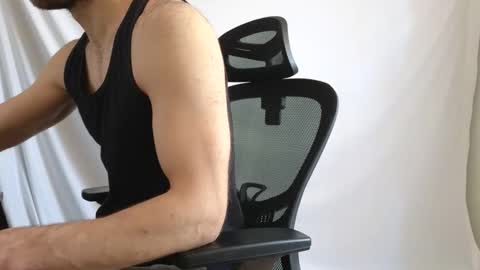 Snapshot of spider_0090 chatting on 05.25.26 Marco. When Im offline you can view premium content in bio online show from 05.25.26