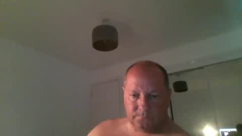 Snapshot of spidey1051a chatting on 05.20.26 spidey1051a online show from 05.20.26
