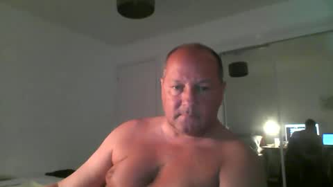 Snapshot of spidey1051a chatting on 05.21.26 spidey1051a online show from 05.21.26
