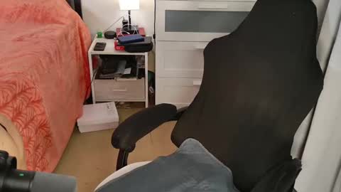 Snapshot of spikedbella chatting on 01.17.25 SpikedBella Same on all socials and OF online show from 01.17.25