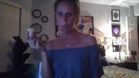 Rose online show from 12.18.25