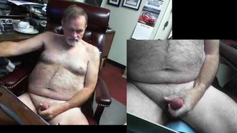 Snapshot of spitfire1964 chatting on 12.10.24 Spitfire online show from 12.10.24