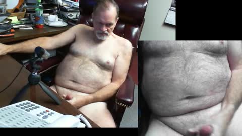 Snapshot of spitfire1964 chatting on 02.05.25 Spitfire online show from 02.05.25