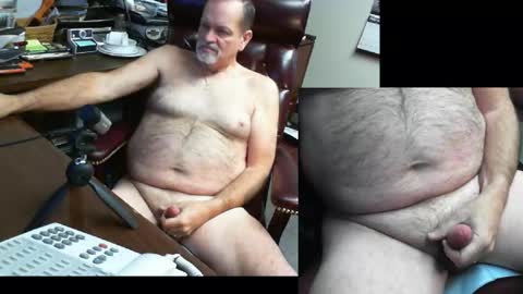 Snapshot of spitfire1964 chatting on 02.24.25 Spitfire online show from 02.24.25