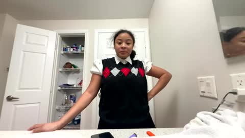 Snapshot of splashvirus chatting on 09.22.25 splashvirus online show from 09.22.25