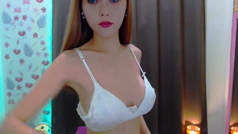 Snapshot of splendid_kim08 chatting on 12.02.24 Kimmy online show from 12.02.24