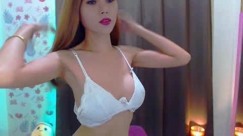 Snapshot of splendid_kim08 chatting on 12.13.24 Kimmy online show from 12.13.24