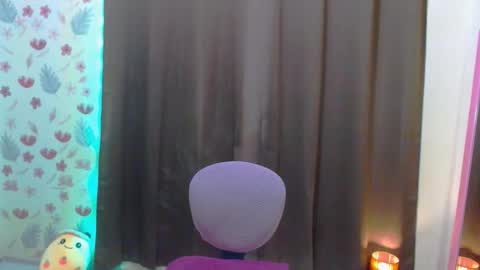 Snapshot of splendid_kim08 chatting on 09.19.25 Kimmy online show from 09.19.25