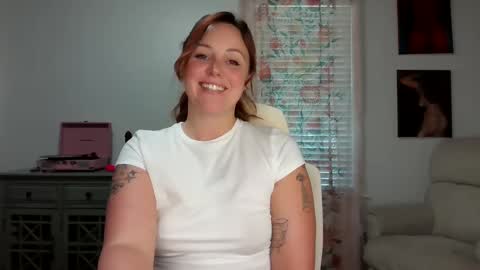 Snapshot of spoildkat chatting on 09.10.25 Blaze online show from 09.10.25