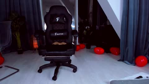 Anna online show from 03.02.25