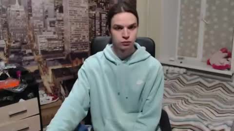 Snapshot of sponge_bob_spencer chatting on 06.10.26 Boris Fedya Kolya online show from 06.10.26