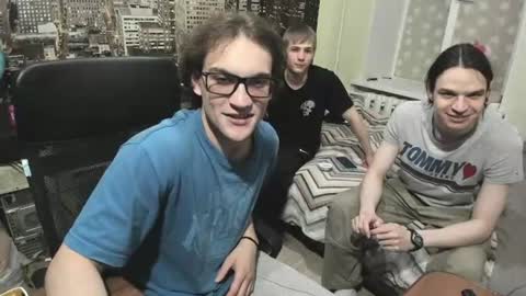 Snapshot of sponge_bob_spencer chatting on 06.20.26 Boris Fedya Kolya online show from 06.20.26