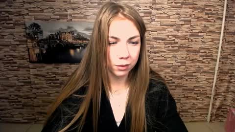 Snapshot of sport_tall_karina chatting on 12.25.24 Karina online show from 12.25.24