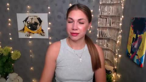 Snapshot of sport_tall_karina chatting on 12.27.24 Karina online show from 12.27.24