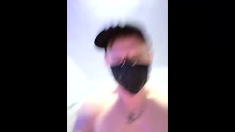 Snapshot of sportladru chatting on 10.04.25 sportladru online show from 10.04.25