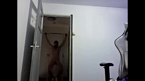 Snapshot of sportladru chatting on 10.12.25 sportladru online show from 10.12.25