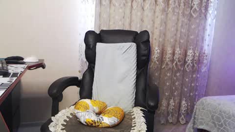 Tips are the best compliment to a woman online show from 04.06.26