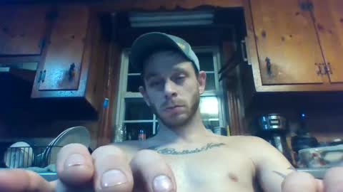 Snapshot of spotlight19955 chatting on 12.04.24 TN stuf online show from 12.04.24