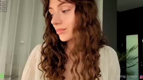 Snapshot of spring_forestxx chatting on 06.17.26 Lily my new acc3 online show from 06.17.26