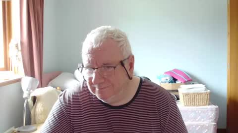 Snapshot of springtine chatting on 07.06.26 springtine online show from 07.06.26
