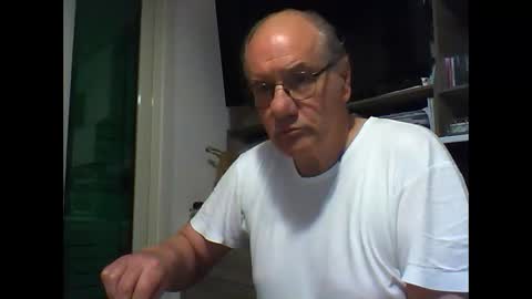 Snapshot of spromo chatting on 05.31.26 spromo online show from 05.31.26