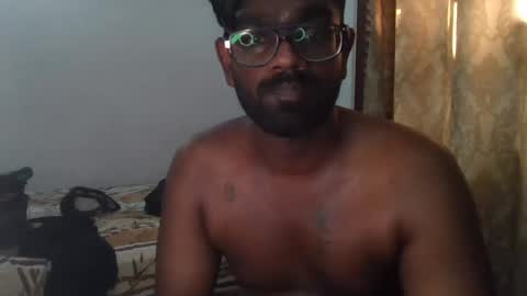 Spun Couple online show from 12.04.24