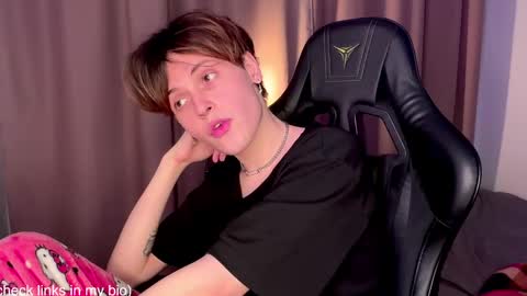 Snapshot of spyashkin chatting on 01.16.25 your baby online show from 01.16.25