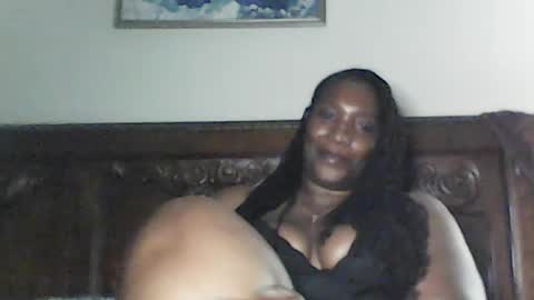 Snapshot of squiiirtarina chatting on 08.06.26 Sable Grace online show from 08.06.26
