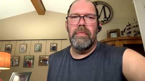 squirreldiamond online show from 05.16.26