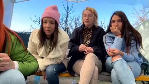 My name is Maya Lush is activeThere are legends that in this room all your wishes can come true  Private is Open online show from 01.20.25