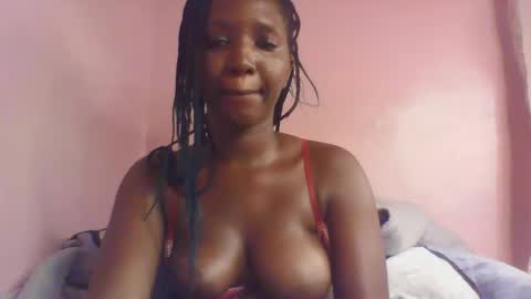 Snapshot of squirt_goddess_ chatting on 02.27.26 Emmah online show from 02.27.26