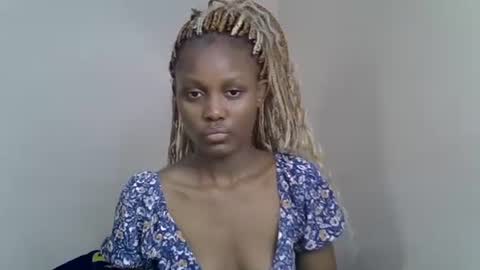 Tashy online show from 10.18.25