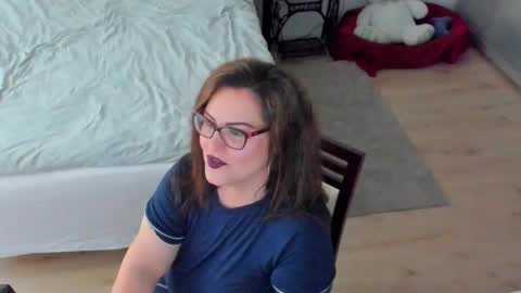 Kim online show from 11.12.25