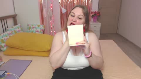  Lily  online show from 06.04.26