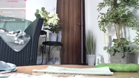 Snapshot of squirtmanica chatting on 01.23.25 Monica online show from 01.23.25