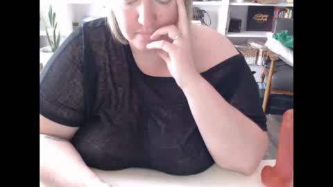 Messi Jessi online show from 02.25.25