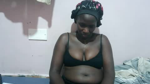 Snapshot of squirtypussie chatting on 07.13.26 squirtypussie online show from 07.13.26