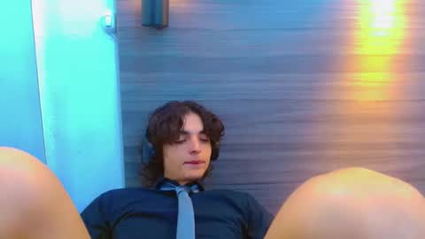 Snapshot of sr_bonnyethan chatting on 04.22.26 ethan online show from 04.22.26