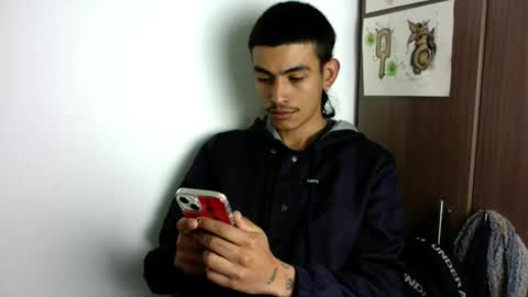 Snapshot of srcejotas chatting on 09.26.25 sorry mom online show from 09.26.25