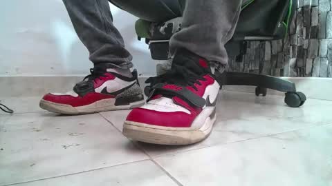 Snapshot of srfindomfeet_ chatting on 06.02.26 sr master cum its my old account online show from 06.02.26