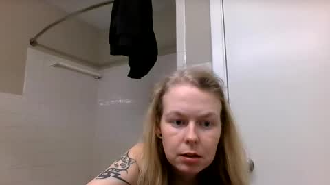 sriley386444137 online show from 01.01.25