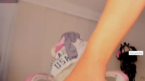 Snapshot of srita_laura chatting on 03.02.26 Laura online show from 03.02.26