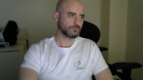 Snapshot of srtramposo chatting on 02.16.26 srtramposo online show from 02.16.26