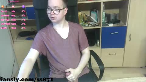 Snapshot of ss871 chatting on 03.01.25 florian online show from 03.01.25