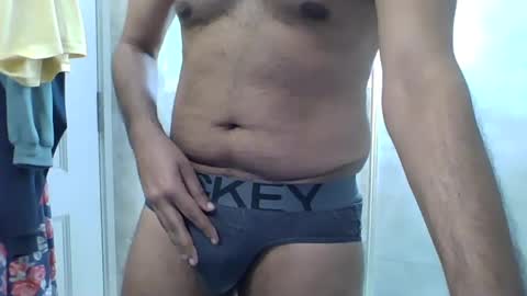 Snapshot of sslave_4_youu chatting on 12.17.24 slave online show from 12.17.24