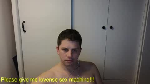 Snapshot of st1vemaster01 chatting on 04.19.26 st1vemaster01 online show from 04.19.26