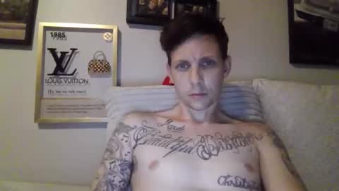 Snapshot of st3v3n_matt143 chatting on 06.09.26 BI TATTED GUYS CHILLN online show from 06.09.26