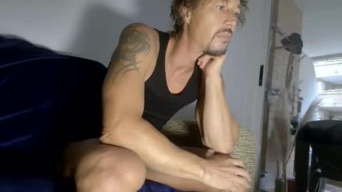 St Amor online show from 10.13.25