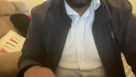 Snapshot of sta_real chatting on 10.10.25 fun life online show from 10.10.25